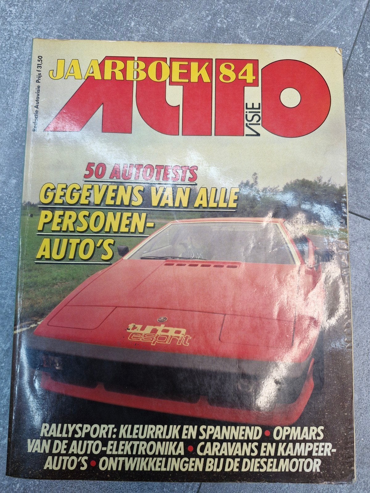 Autovisie Jaarboek 1984 - 50 Autotests, Ophalen of Verzenden, Gelezen, Algemeen, Autovisie Redactie