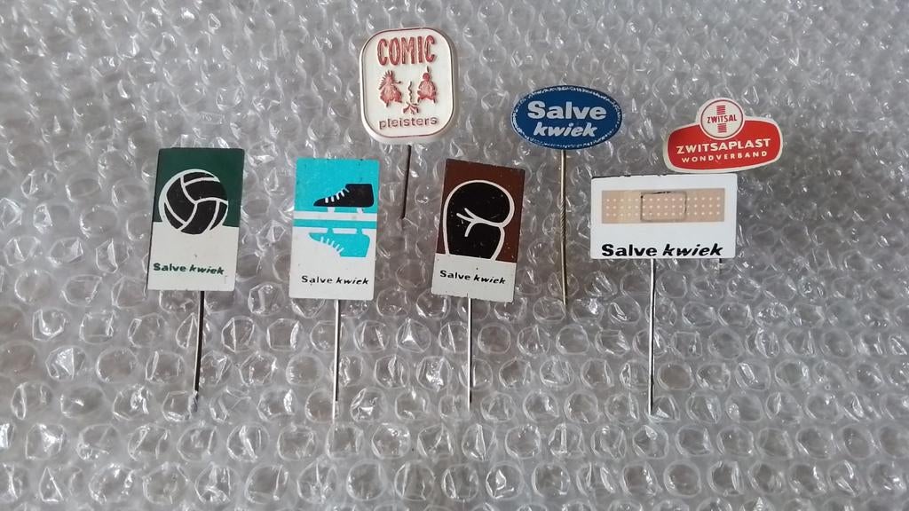 7 verschillende speldjes pleisters, Ophalen of Verzenden, Zo goed als nieuw, Overige onderwerpen