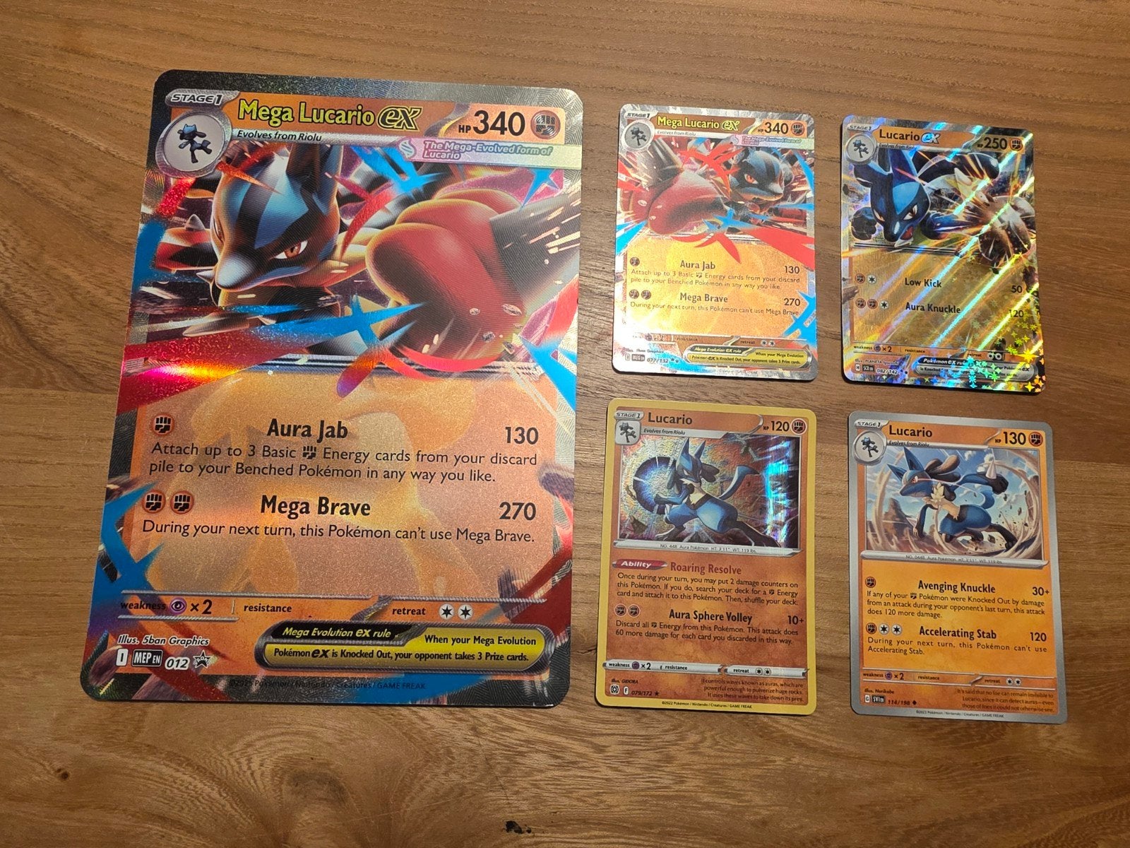Lucario pokemon kaarten set, Ophalen of Verzenden, Zo goed als nieuw, Meerdere kaarten