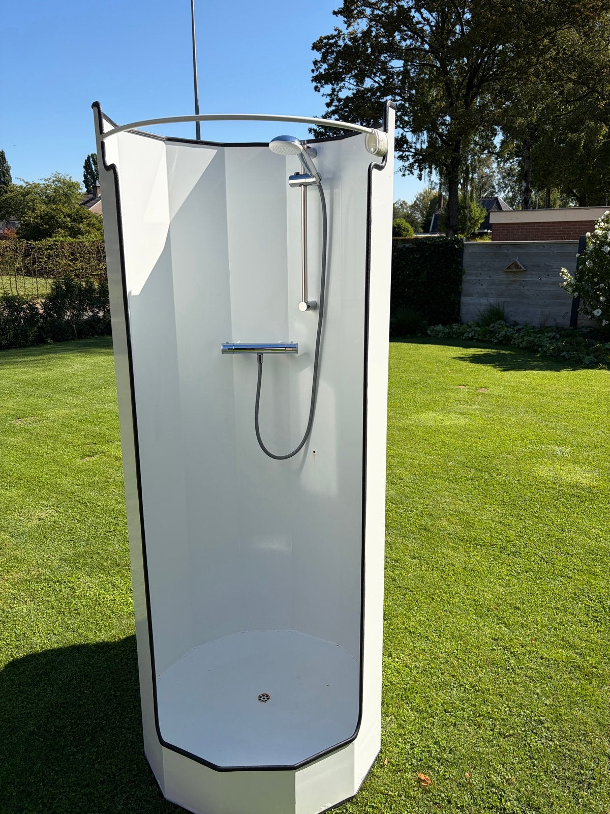 Te koop Mobiele nooddouche met boiler en pomp, Ophalen, Gebruikt, Met douche