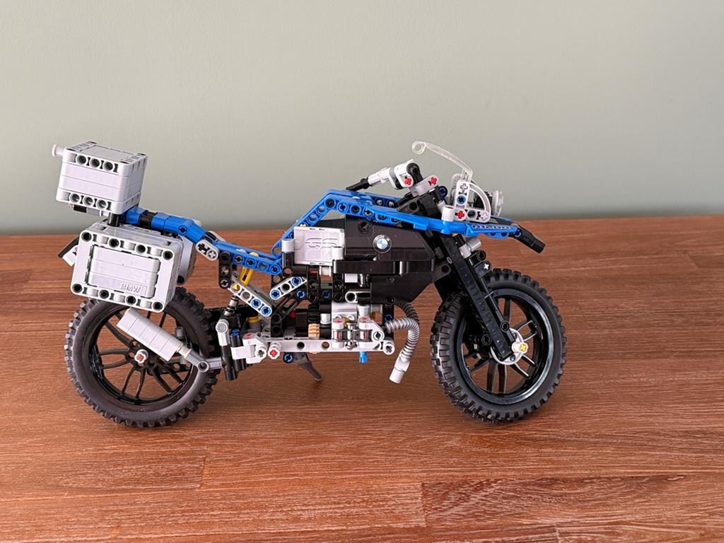 LEGO Technic BMW R 1200 GS Adventure (42063), Lego, Compleet, Ophalen of Verzenden, Zo goed als nieuw