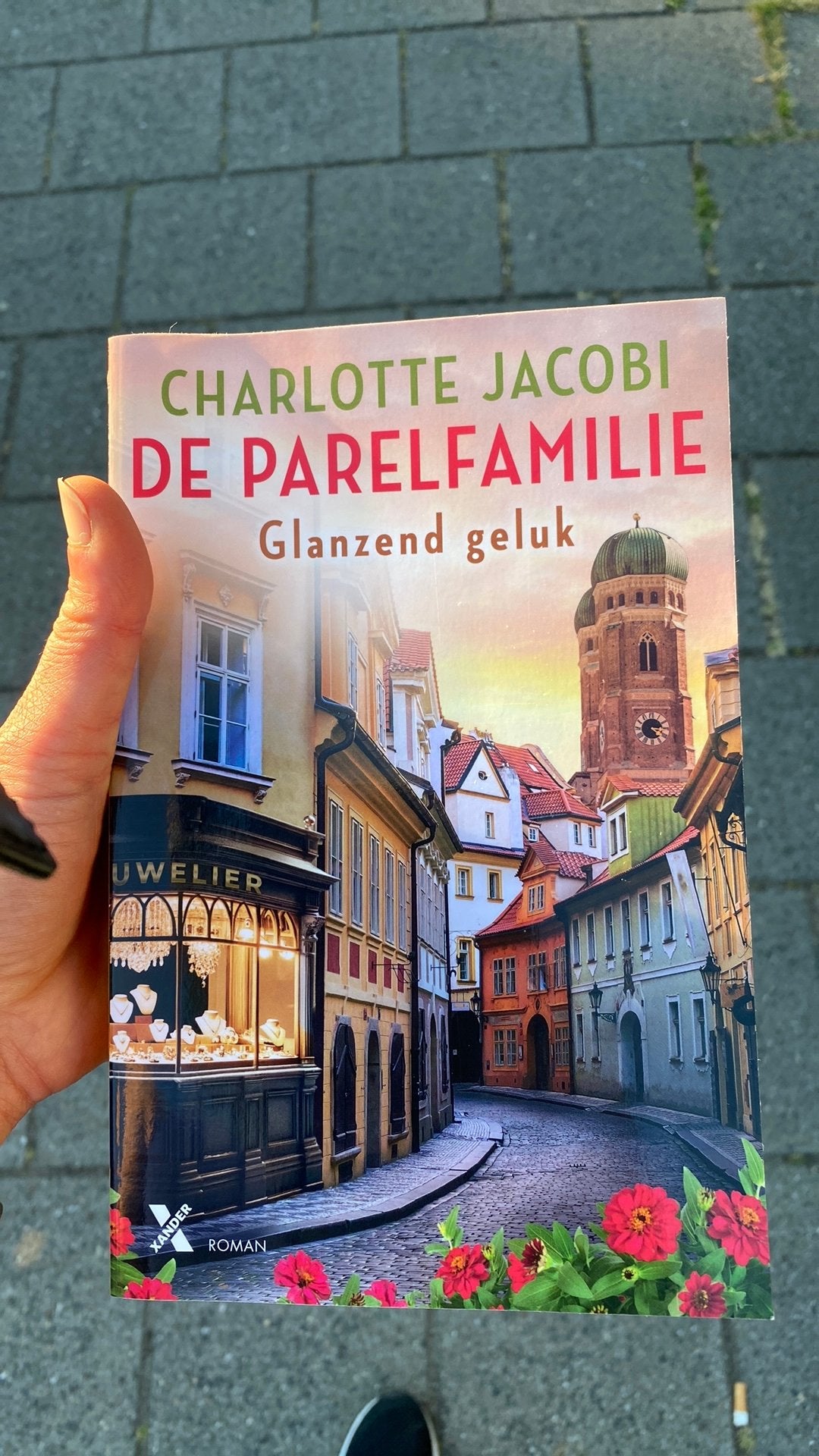 Charlotte Jacobi - Glanzend geluk, Ophalen of Verzenden, Zo goed als nieuw, Charlotte Jacobi