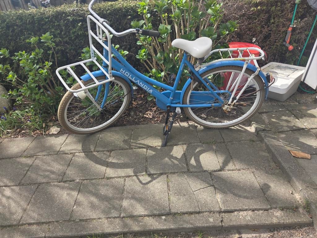 Meisjesfiets 26 inch met verlichting, slot en voordrager, Fietsen en Brommers, Gebruikt, Hollandia, Versnellingen, Ophalen