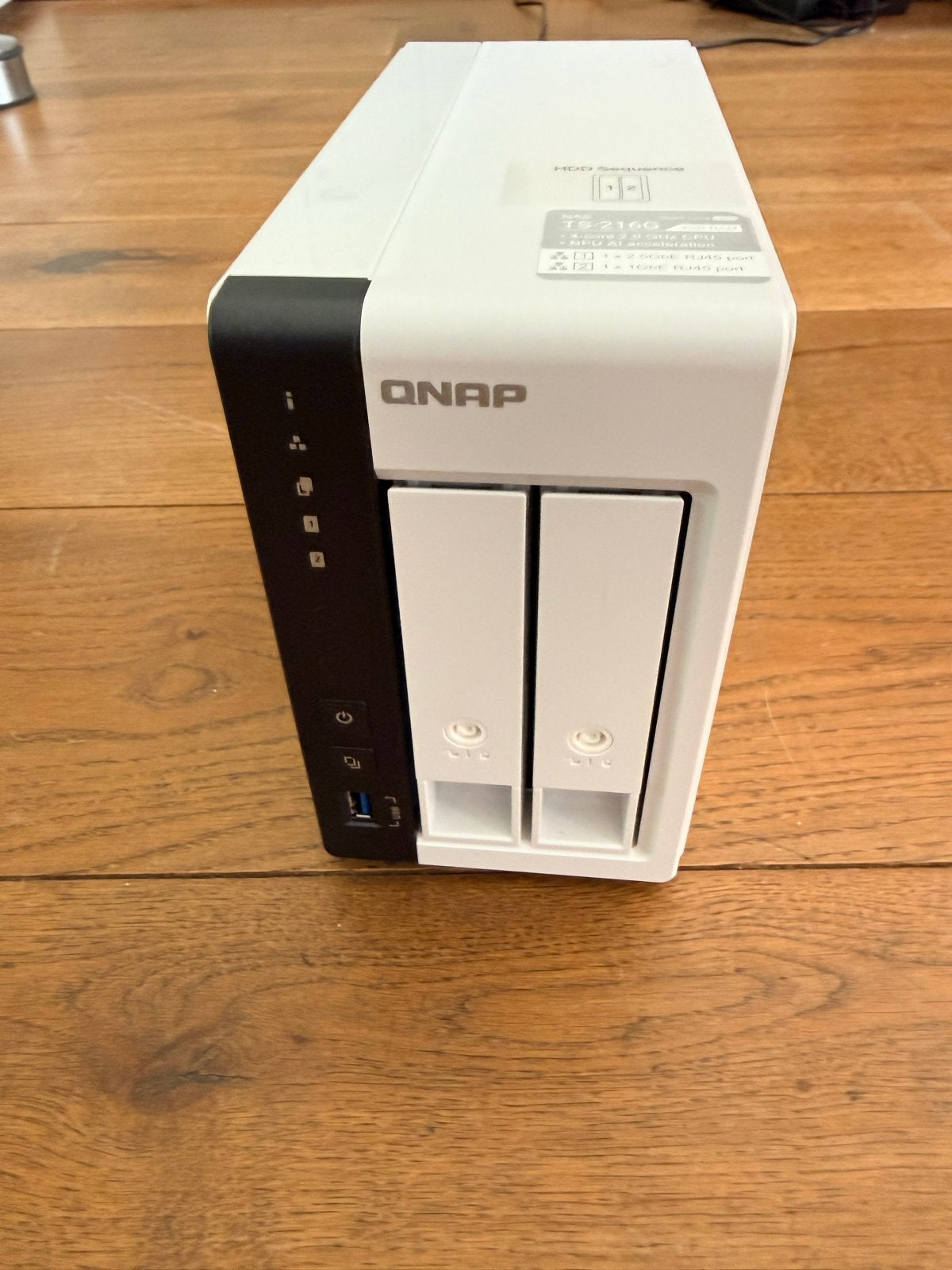 QNAP TS-216G NAS met 4GB RAM - half jaar jong, Ophalen, Zo goed als nieuw