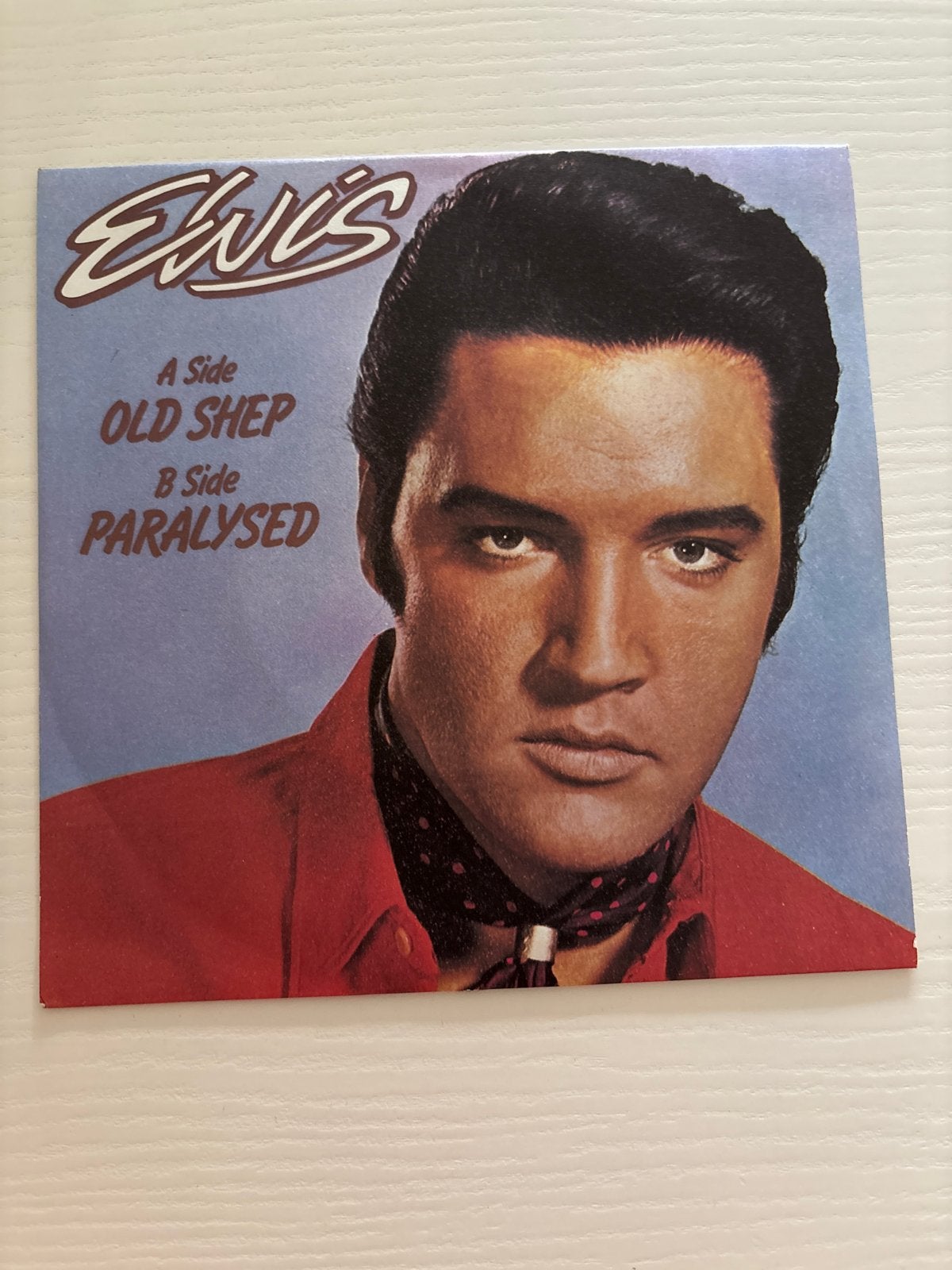 Elvis Presley - Old Shep / Paralyzed 45 toeren vinyl single, Ophalen of Verzenden, Zo goed als nieuw, Cd of Plaat