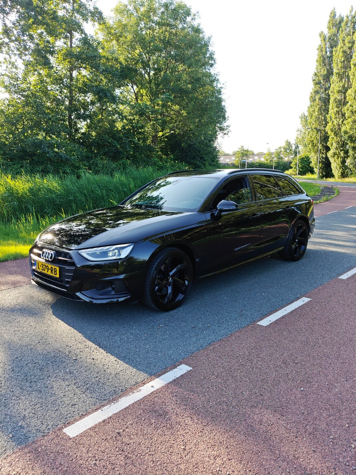 Prachtige Audi A4 35 Tfsi 150pk S Tronic Model 2020, Auto's, Zwart, 4 cilinders, 1984 cc, Zwart