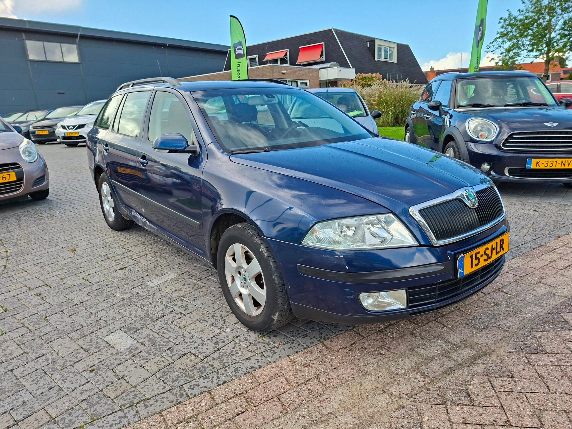 Skoda Octavia Combi 1.6 Elegance / Goede auto / APK maart 20, Voorwielaandrijving, Gebruikt, 4 cilinders, Verwarmde buitenspiegels