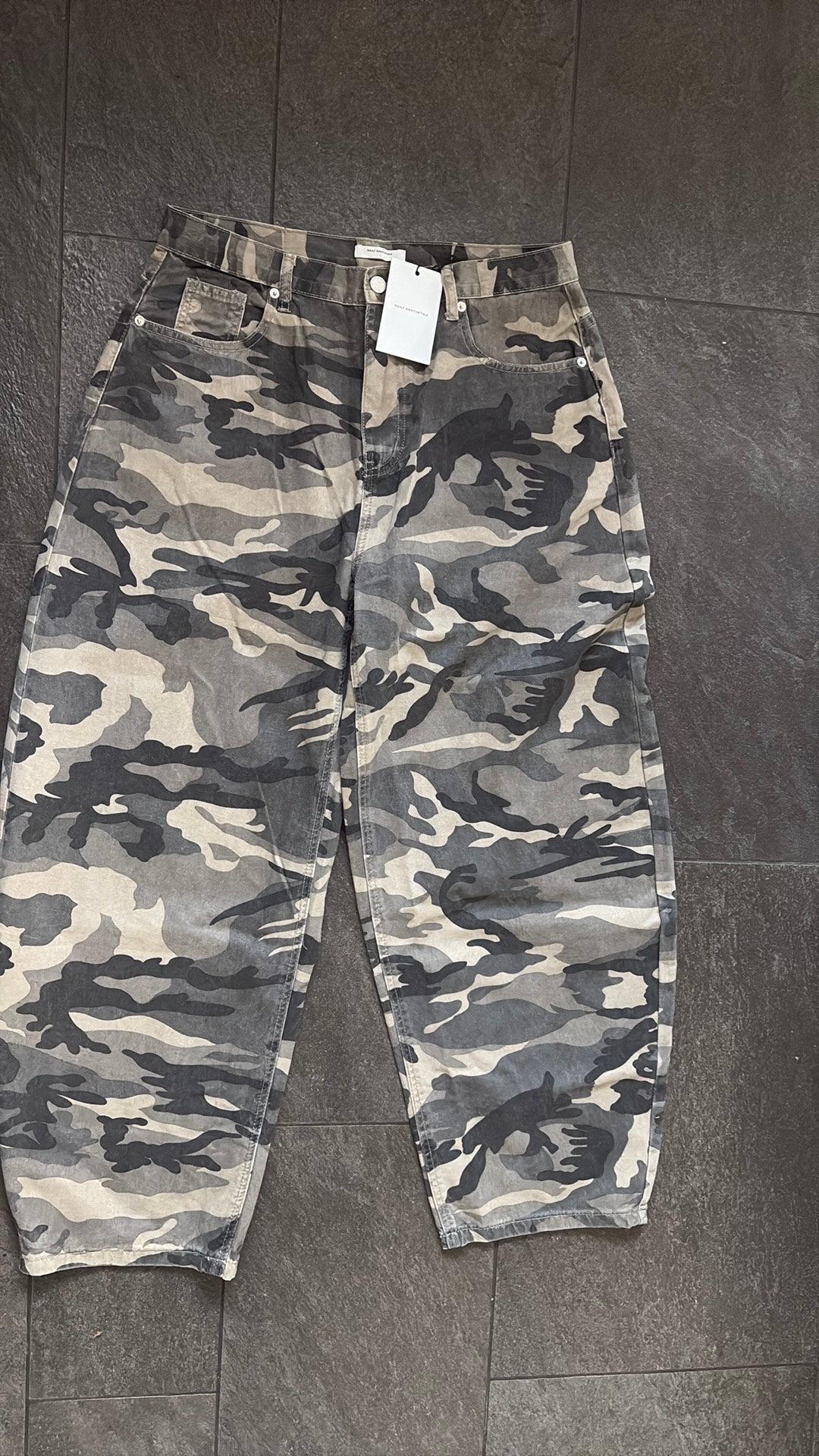 Daily Aesthetikz camo barrel, Bruin, Maat 42/44 (L), Nieuw, Ophalen of Verzenden