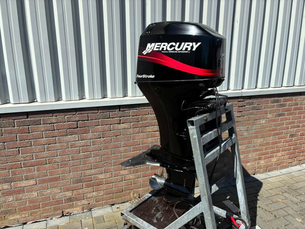 Mercury 60 pk 4 takt , Powertrim, vaarklaar, zuinig en stil, Watersport en Boten, Buiten- en Binnenboordmotoren, Gebruikt, Viertaktmotor