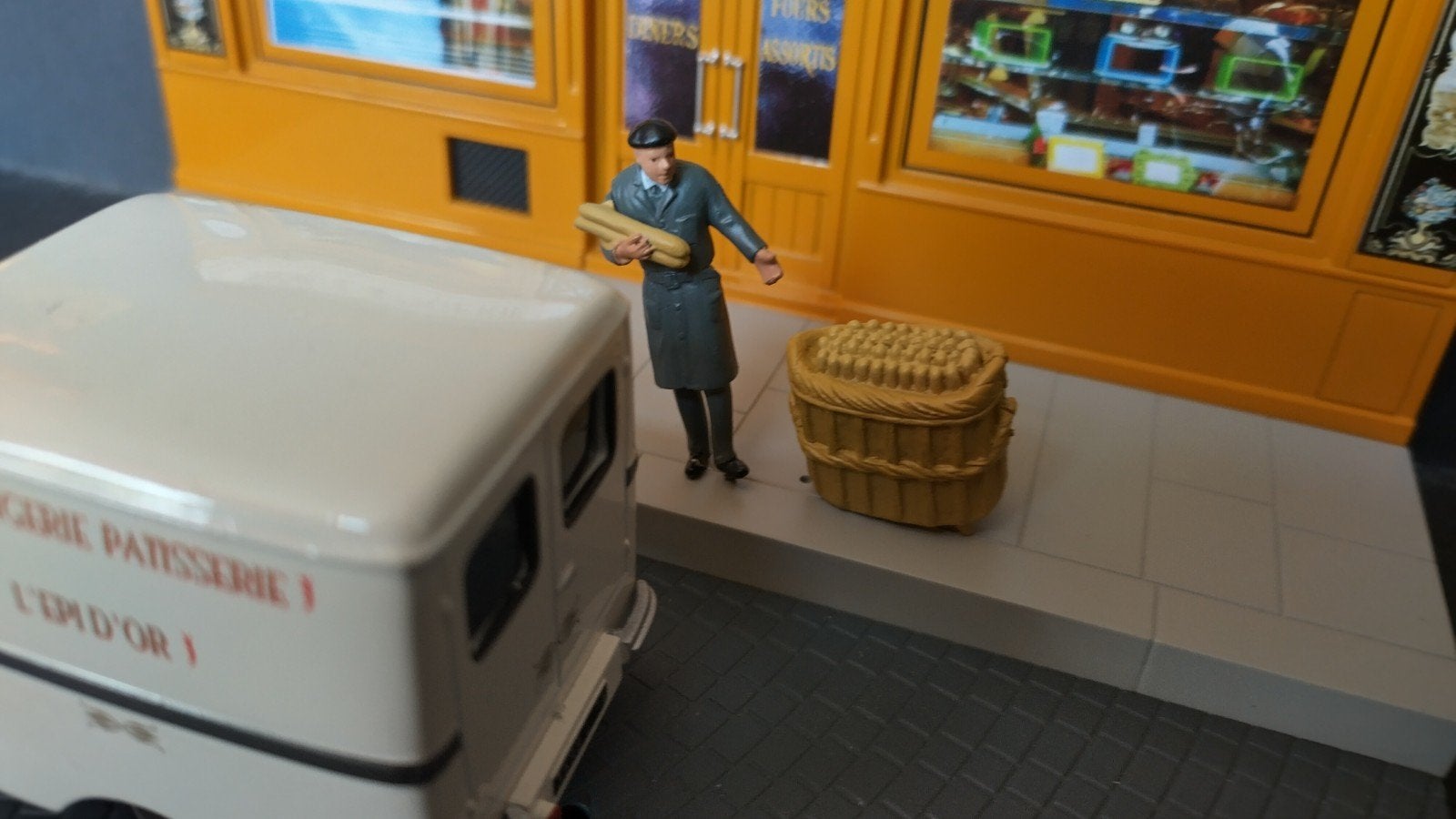 Peugeot 203 Commercial 1:43 Boulangerie Diorama Pol, Overige merken, Auto, Verzenden, .