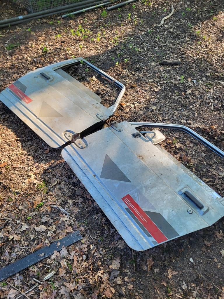 2 deuren suzuki samurai, Auto-onderdelen, Ophalen of Verzenden, Suzuki, Deur