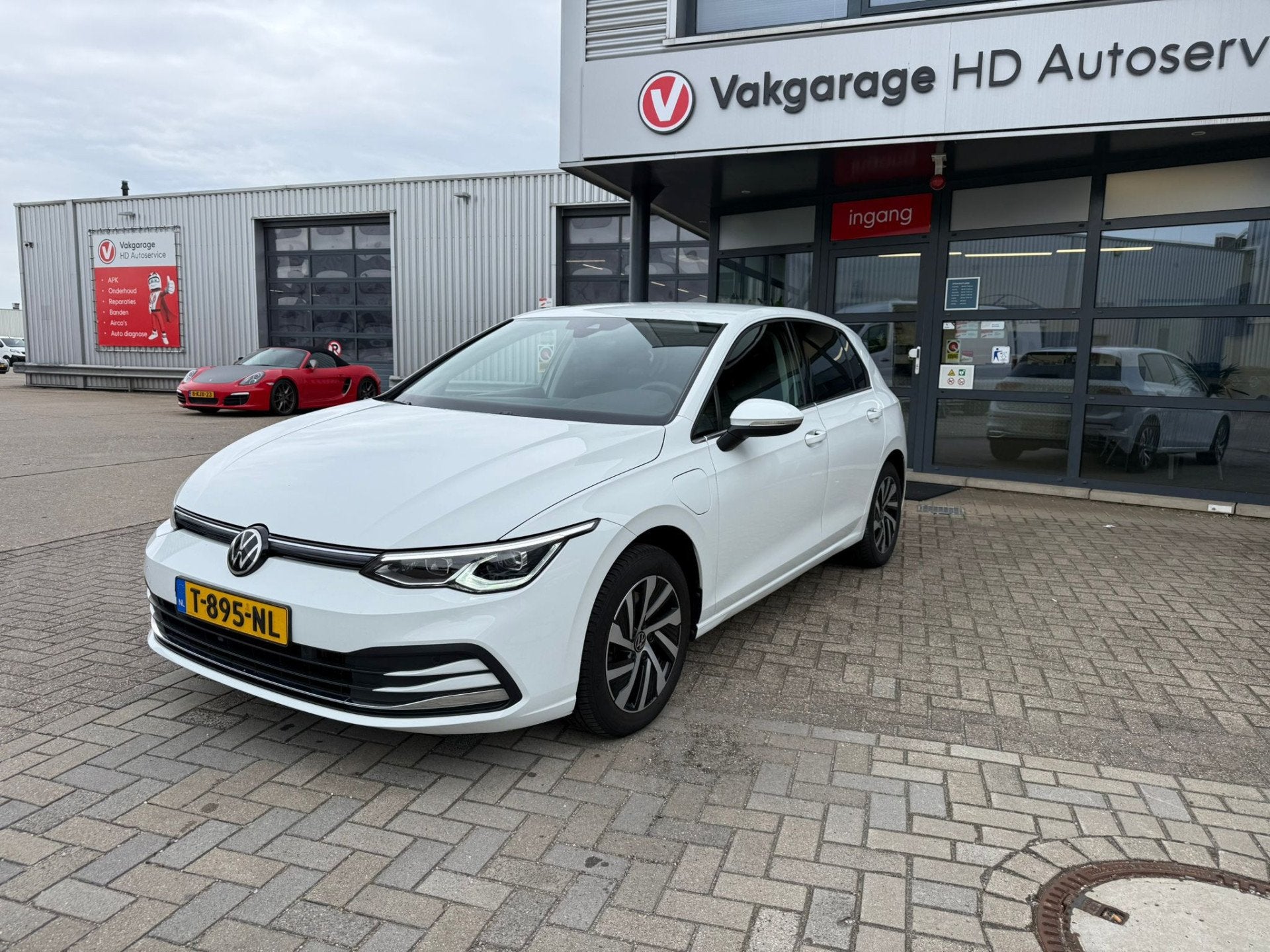 Volkswagen Golf 1.4 eHybrid Style (bj 2020, automaat), Auto's, 1490 kg, Gebruikt, Euro 6, 4 cilinders