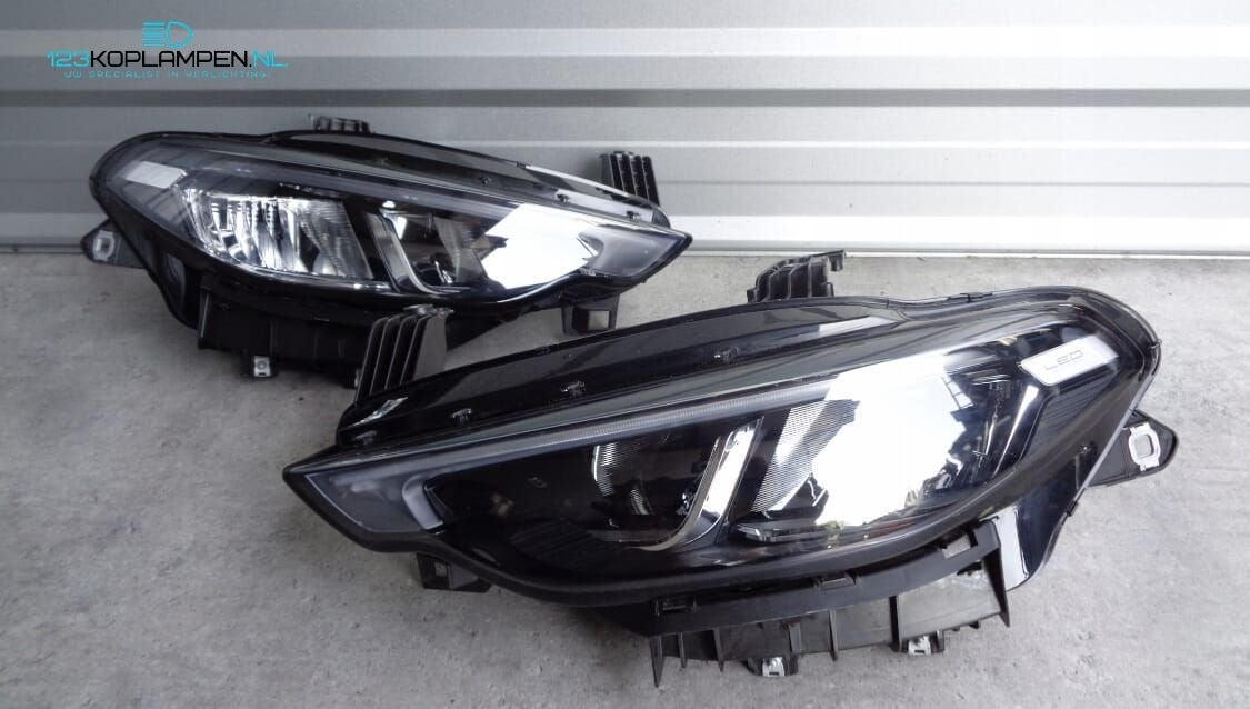 Fiat Tipo 2 356 Full Led koplamp links rechts, Auto-onderdelen, Gebruikt, -, -, Ophalen of Verzenden