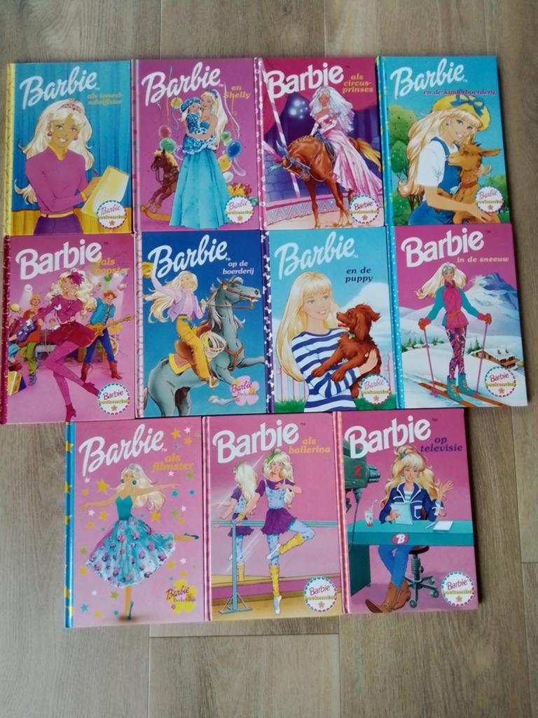 Boekjes van Barbie.  Per stuk €3, Ophalen of Verzenden, Zo goed als nieuw, Barbie boekenclub, Fictie algemeen