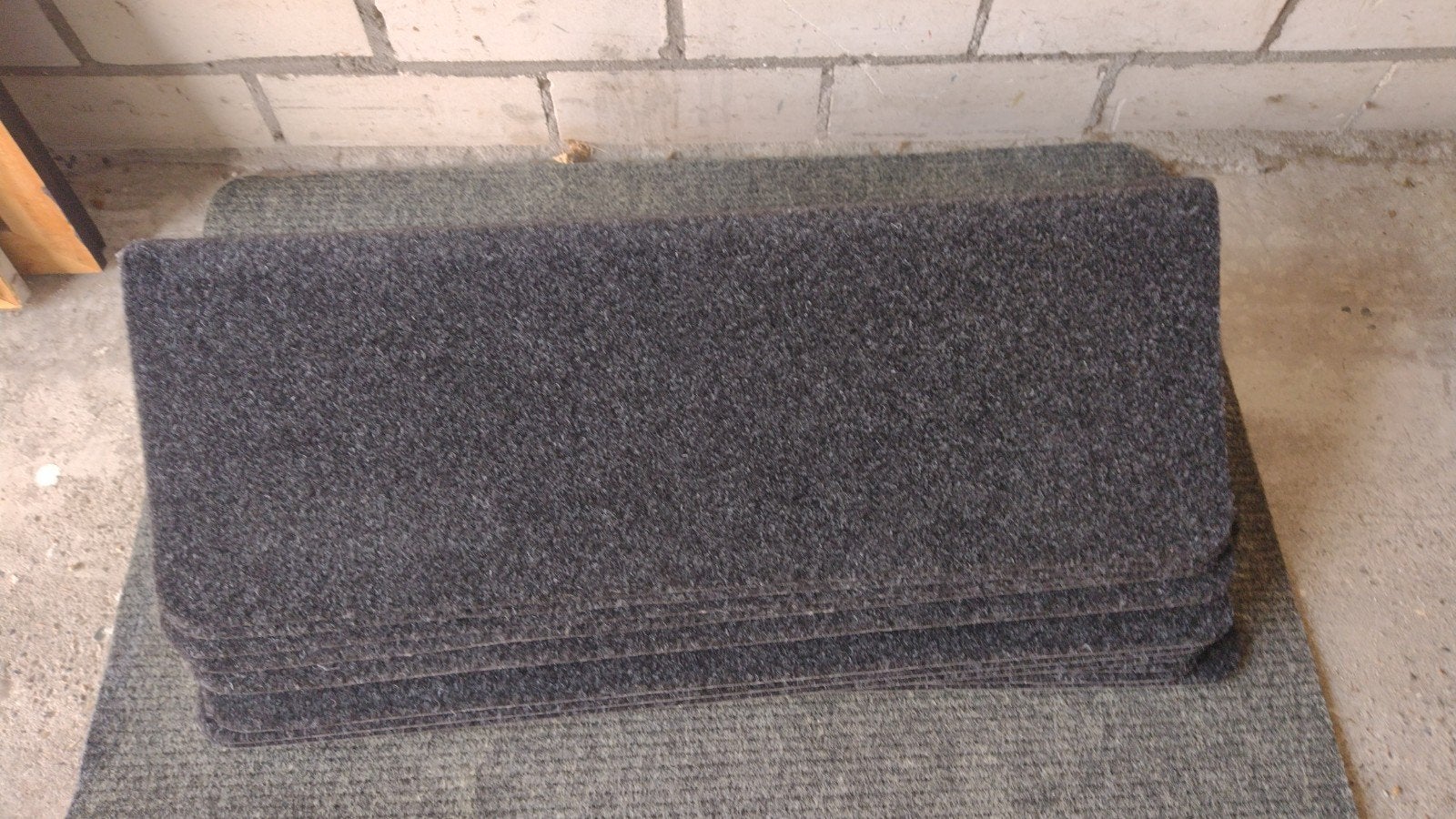 15 Nieuwe Ongebruikte Rechthoekige Trapmatten - 65x22 cm, Minder dan 50 cm, 50 tot 100 cm, Nieuw, Ophalen of Verzenden