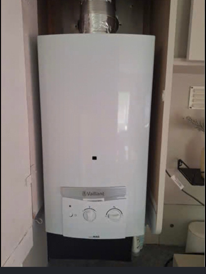 Vaillant mag geiser 114 incl rookgasafvoer butaan/propaan, Ophalen of Verzenden, Zo goed als nieuw, Minder dan 20 liter, Propaan of Butaan