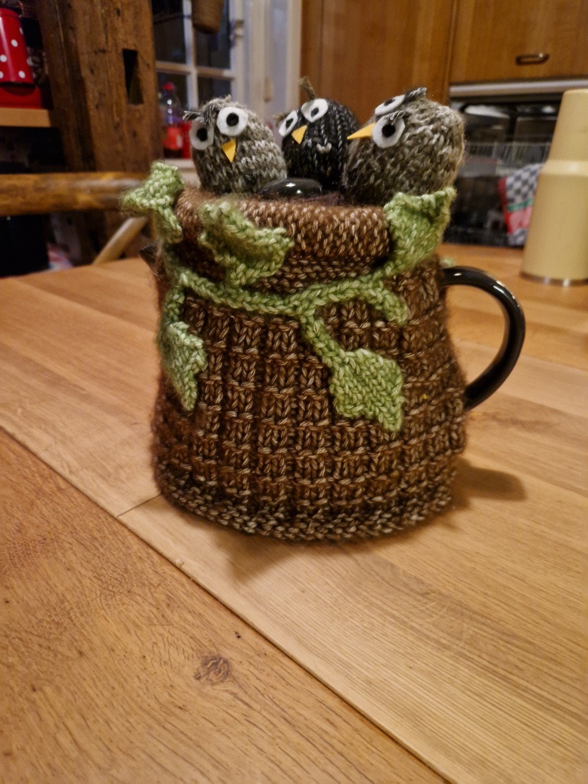NIEUWE UNIEKE THEEPOT MET THEEMUTS WARME VOGELTJES, Ophalen of Verzenden, Nieuw, Overige stijlen, Overige typen