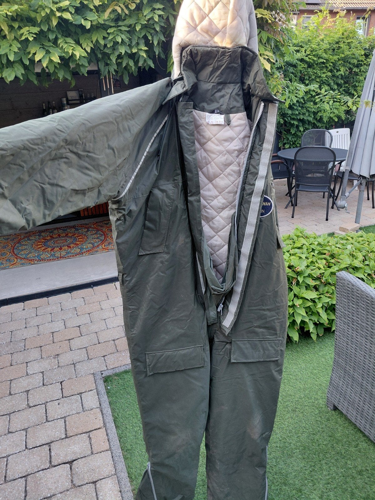 te koop isolatie pak, Ophalen, Kleding