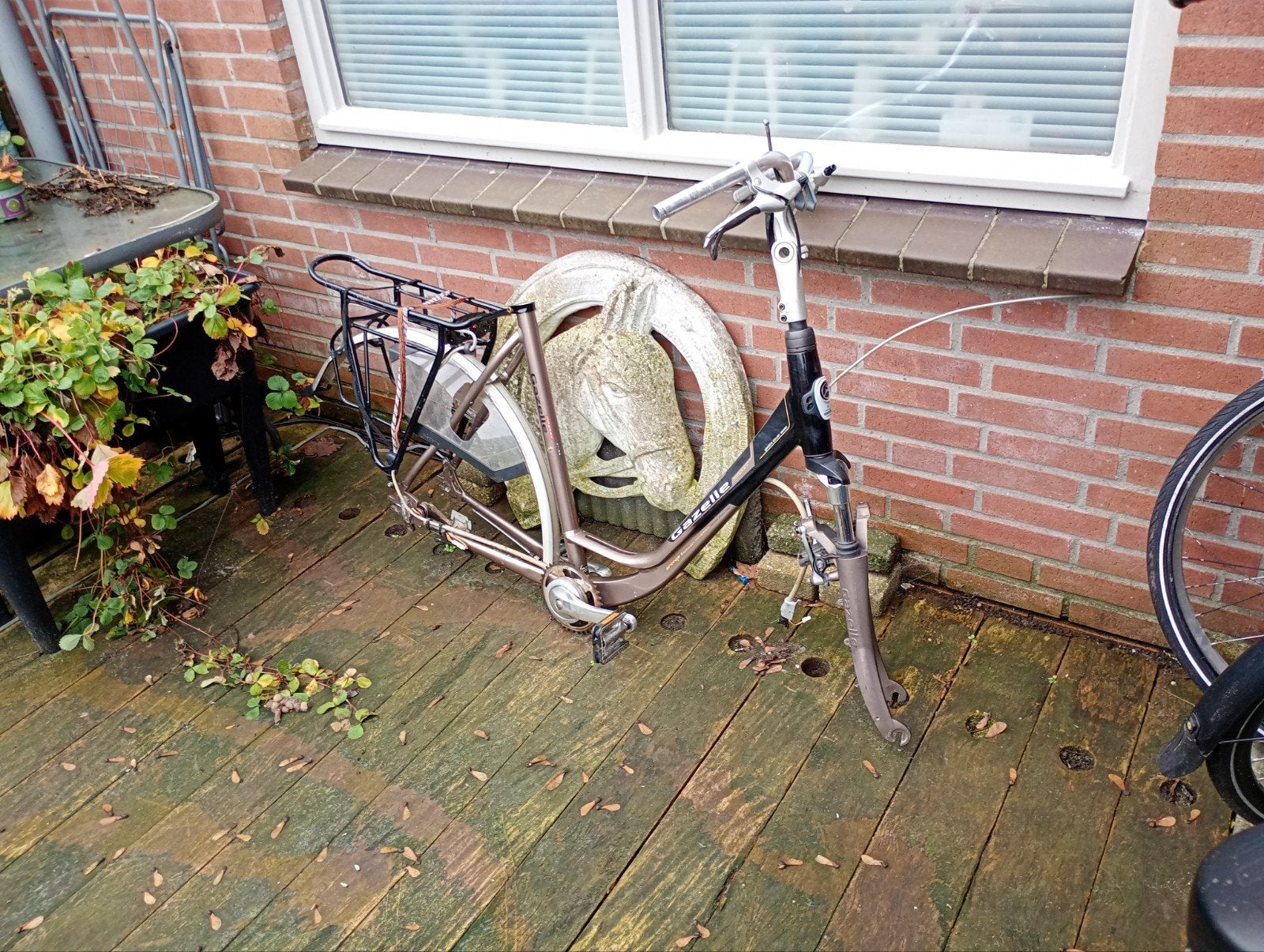 Gazelle fietsframe met voorvork en stuur, Ophalen, Frame, Gebruikt, Stadsfiets