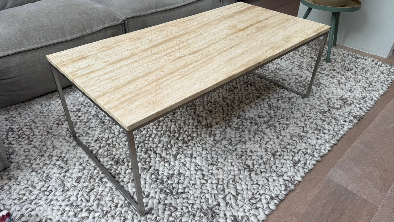 Bolia Como salontafel 60x120, zandkleurig Travertine, Ophalen, 100 tot 150 cm, 50 tot 100 cm, Zo goed als nieuw