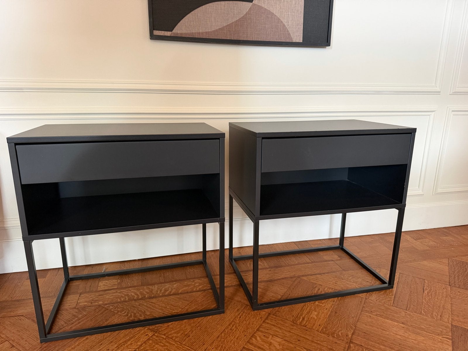 Ikea Vikhammer zwarte nachtkastjes set van 2, Ophalen, 55 tot 70 cm, Zo goed als nieuw, 45 tot 65 cm