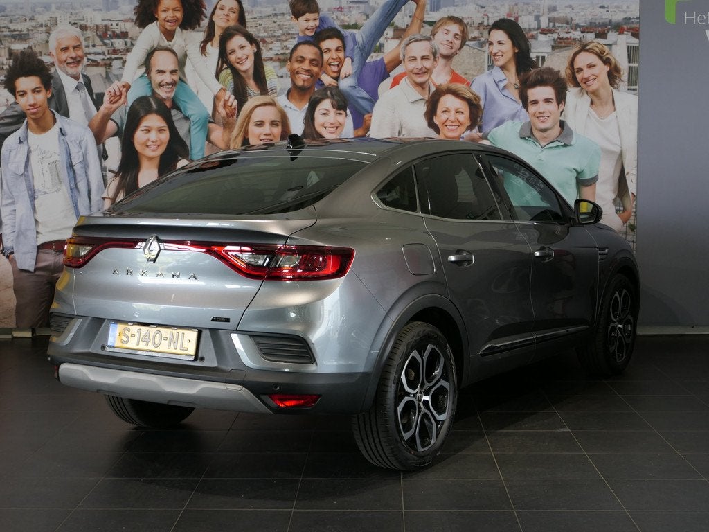 Renault Arkana 1.6 E-Tech hybrid 145 techno - Dealer onderho, Auto's, Renault, Arkana, Gebruikt, Leder en Stof, 23 km/l
