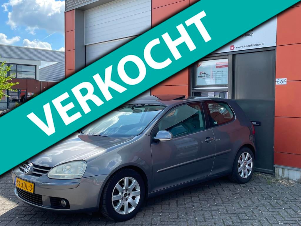 Volkswagen Golf 1.4 FSI Sportline APK CLIMA SCHUIF-KANTELDAK, Voorwielaandrijving, Stof, Gebruikt, 4 cilinders
