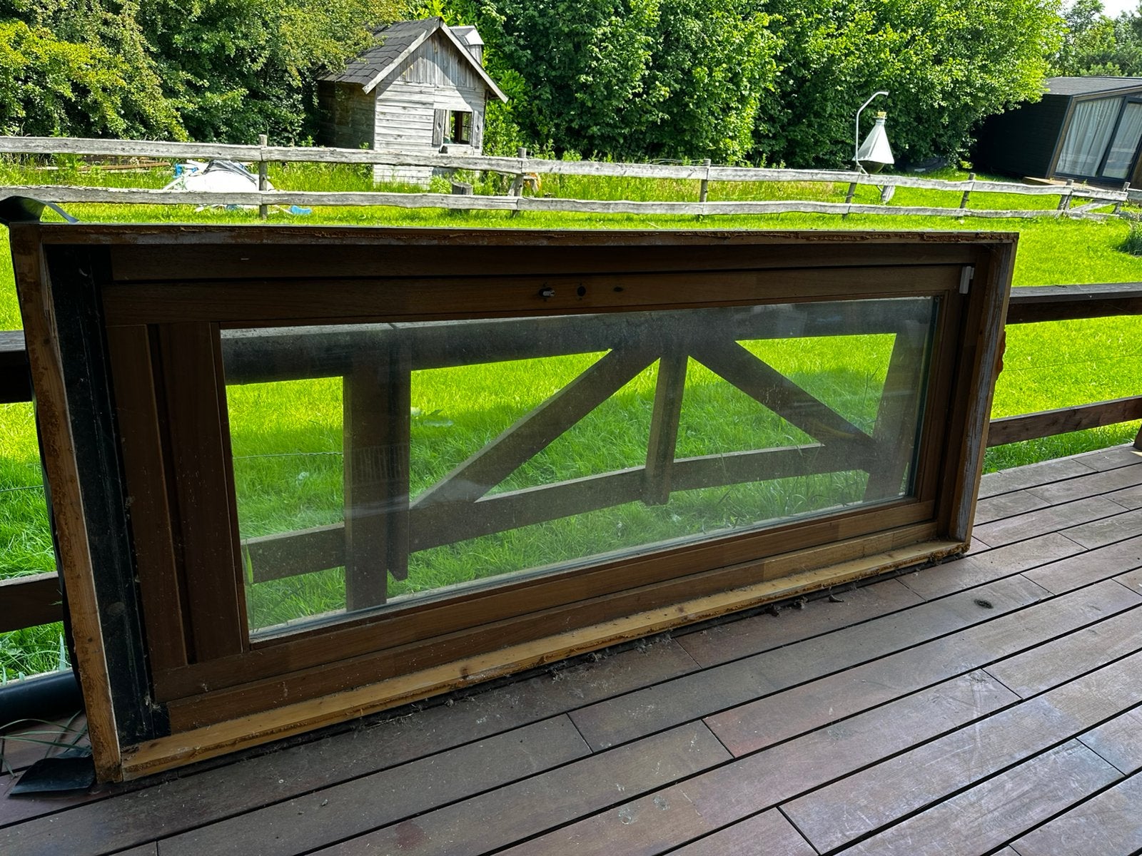 Kozijn + deur Iroko hout, Doe-het-zelf en Verbouw, Kozijnen en Schuifpuien, Gebruikt, Deurkozijn, Inclusief glas, 225 cm of meer