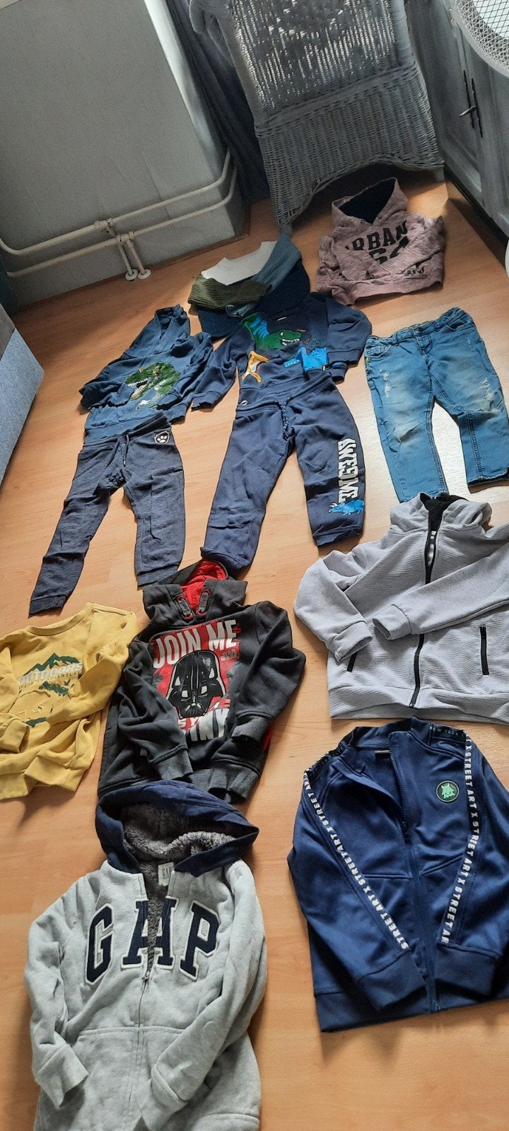 Jongens sweaters, broeken,vesten, Ophalen of Verzenden, Gebruikt, Overige maten