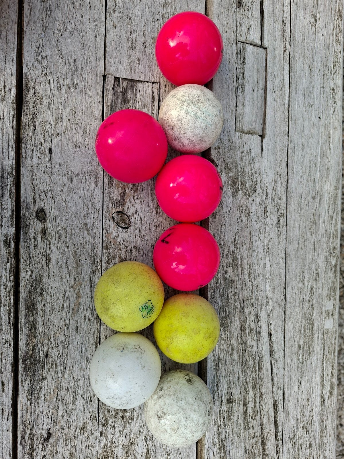 Hockey set: Scheenbeschermers, zaalhandschoen & ballen, Sport en Fitness, Ophalen of Verzenden
