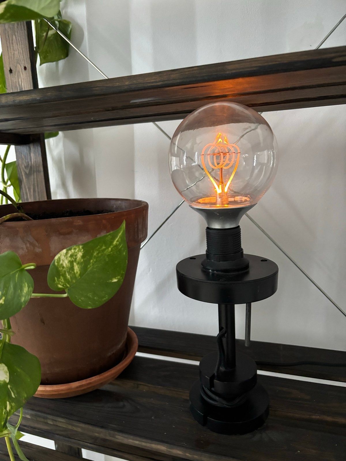 Moderne lamp met Edison lamp, Ophalen, E27 (groot), Metaal, Modern