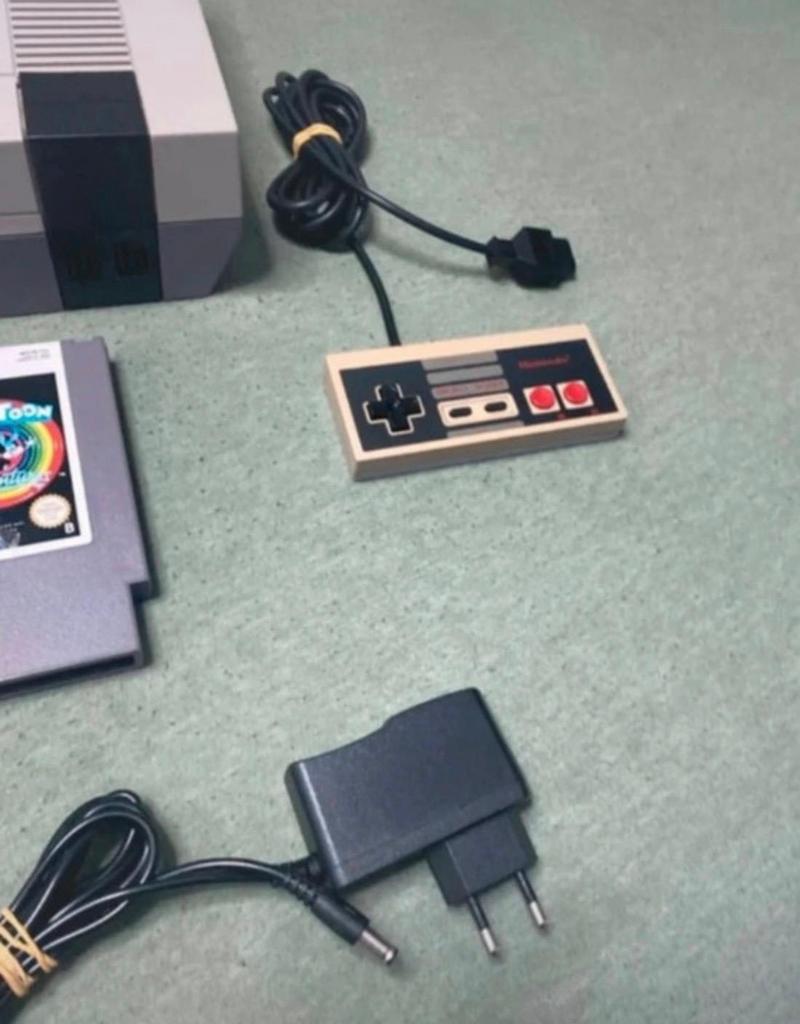Nintendo Ness, Spelcomputers en Games, Ophalen, Zo goed als nieuw, Met 2 controllers