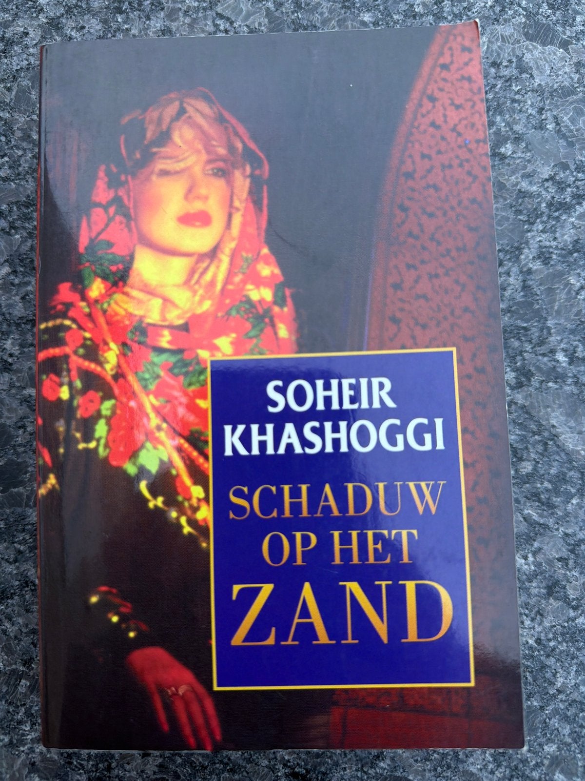 Soheir Khashoggi - Schaduw op het Zand, Ophalen, Zo goed als nieuw, Wereld overig