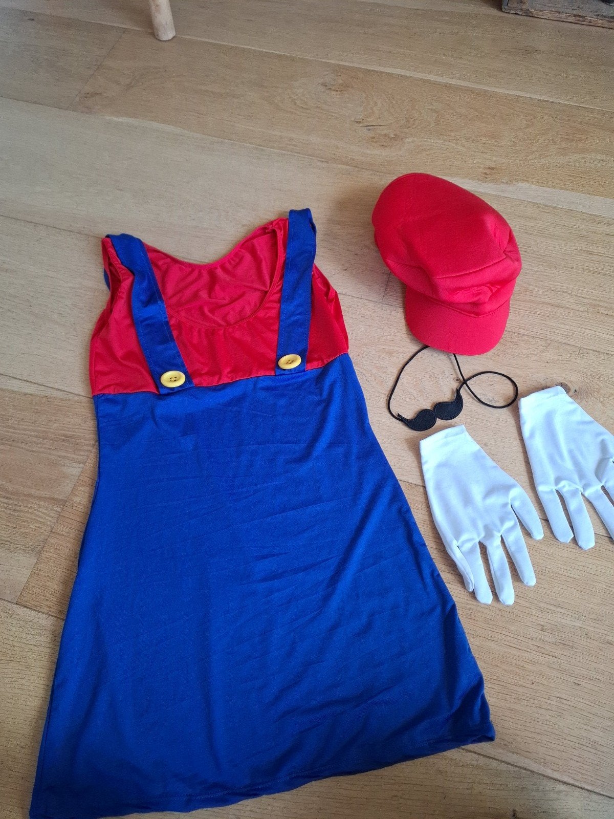 Super Mario carnavals verkleedjurk maat 36 (S), Carnaval, Ophalen of Verzenden, Kleding, Maat 36 (S)