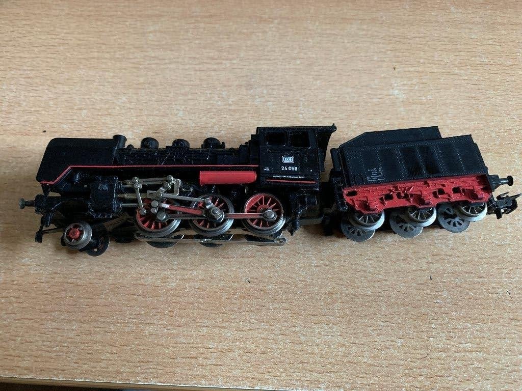 Märklin H0 Stoomlocomotief BR 24 058 - No 3003 in OVP, Wisselstroom, Gebruikt, Locomotief, Ophalen of Verzenden