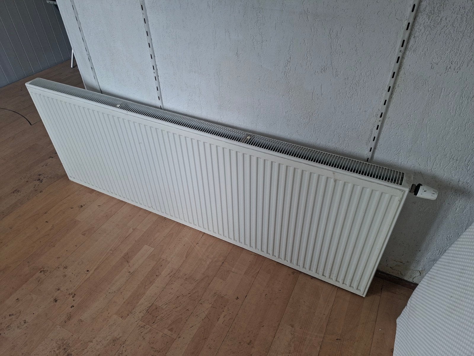 Grote nieuwe radiator 2.00 x 70 cm, 30 tot 80 cm, Gebruikt, Radiator, Onbekend