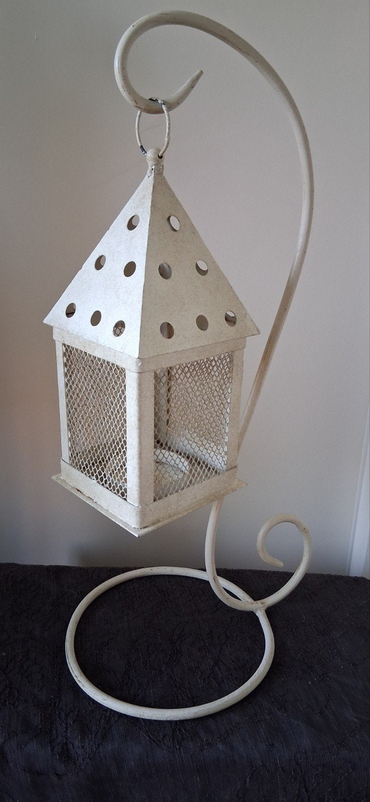 Decoratieve lantaarn met standaard - 60 cm hoog, Gebruikt, Lantaarn, Ophalen of Verzenden, Crème