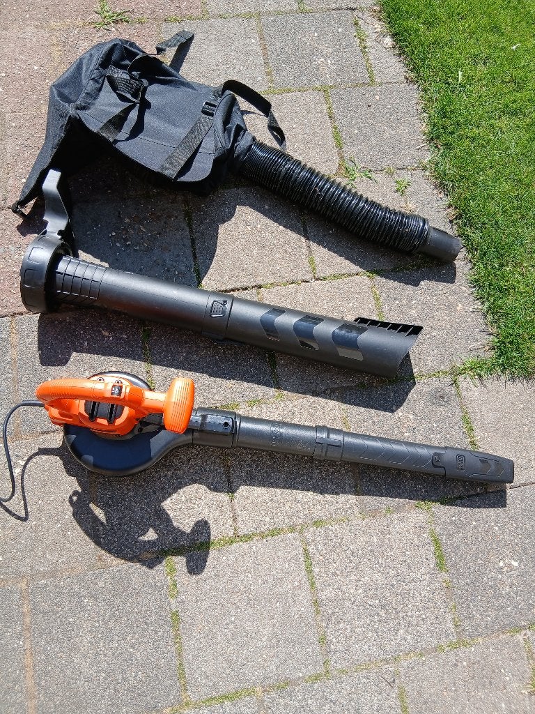 Black & Decker bladblazer (BEBLV290), Ophalen, Met opvangzak, Ruggedragen, Elektrisch