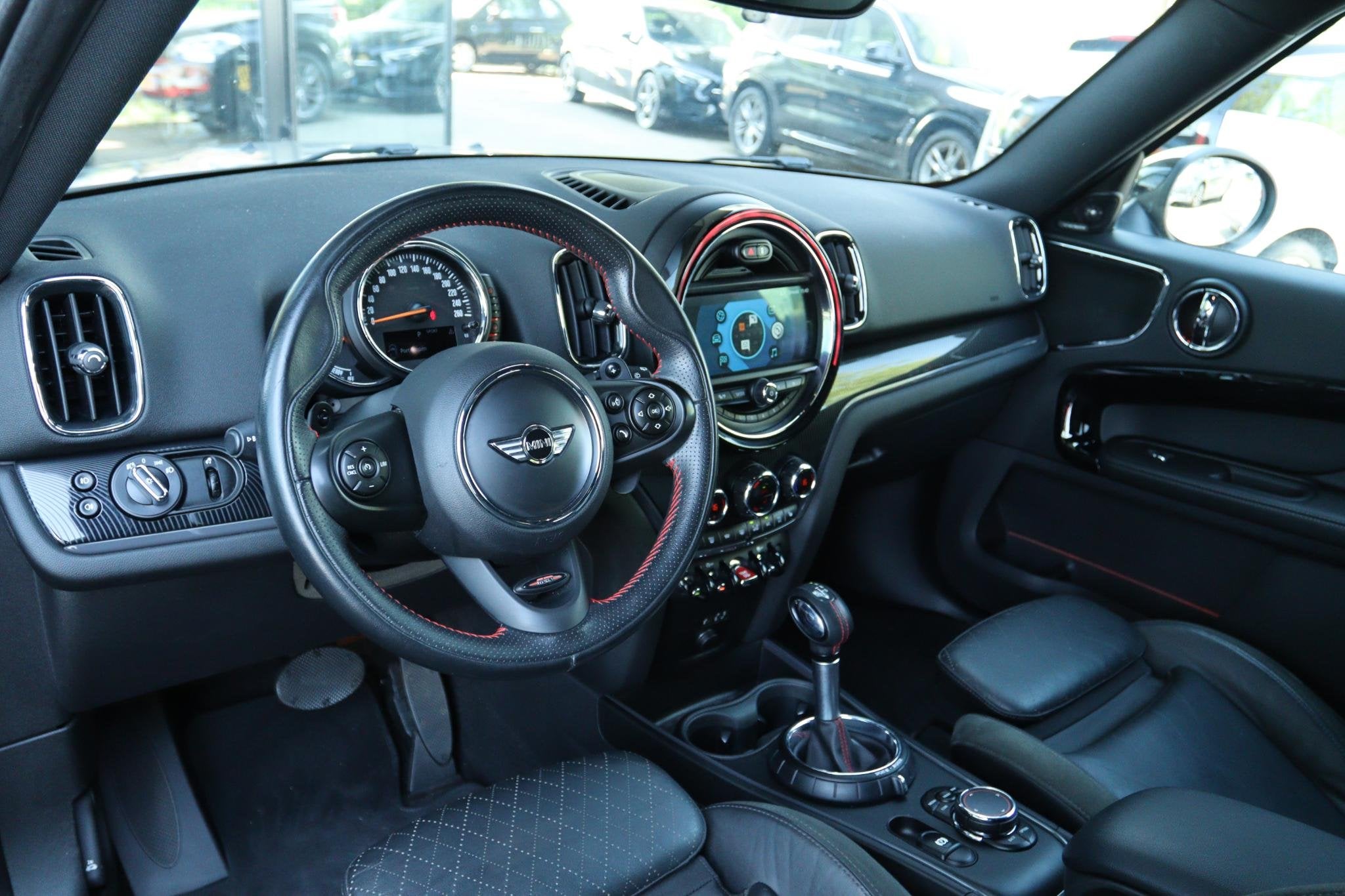 MINI COUNTRYMAN 2.0 COOPER S JCW 192PK AUT. | CAMERA | HARMA, Gebruikt, SUV of Terreinwagen, Zilver of Grijs, Benzine