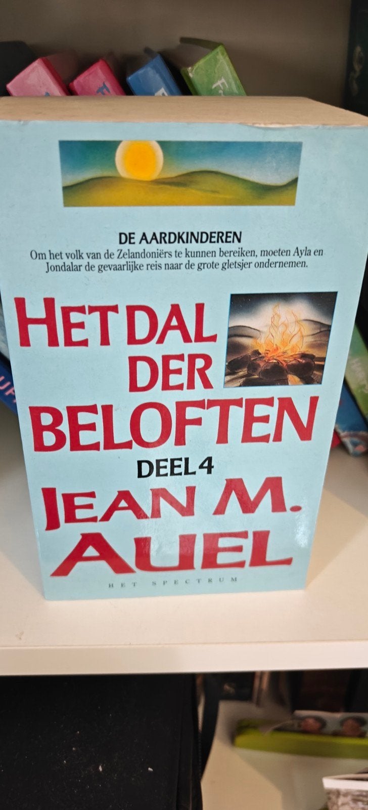 Jean M. Auel. Het dal der beloften  (De aardkinderen deel 4), Boeken, Ophalen of Verzenden, Gelezen, Jean M. Auel