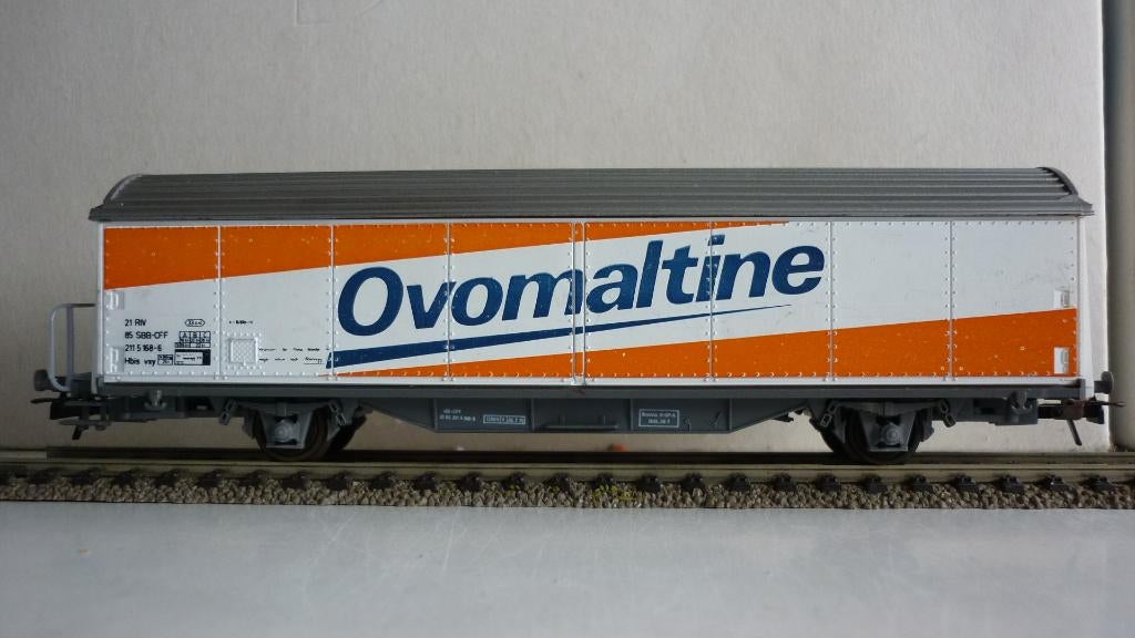 Roco H0 gesloten goederenwagon van Ovomaltine, Hobby en Vrije tijd, Gebruikt, Gelijkstroom, Wagon, Ophalen of Verzenden
