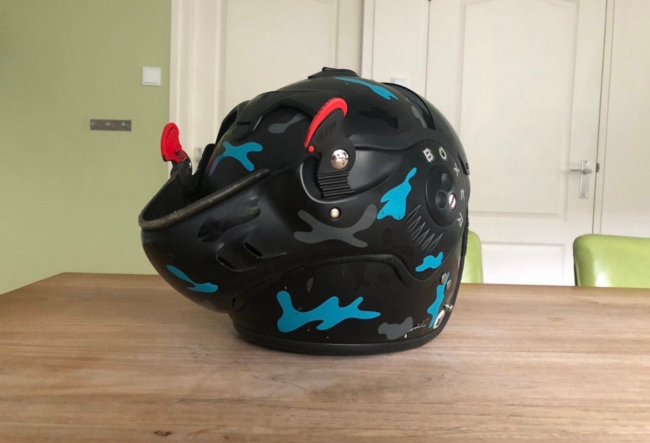 Roof Boxer V8 helm - Zwart met blauwe camouflage, Motoren, Overige merken, M, Systeemhelm, Heren