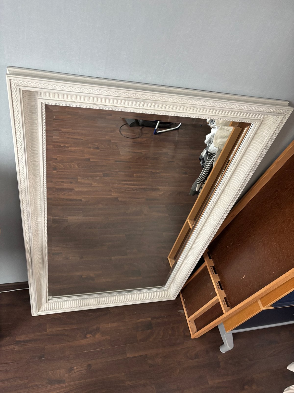 Hardhouten lijst met spiegel, 135 x 85 cm, wit, Ophalen, Gebruikt, 100 tot 150 cm, 75 tot 100 cm