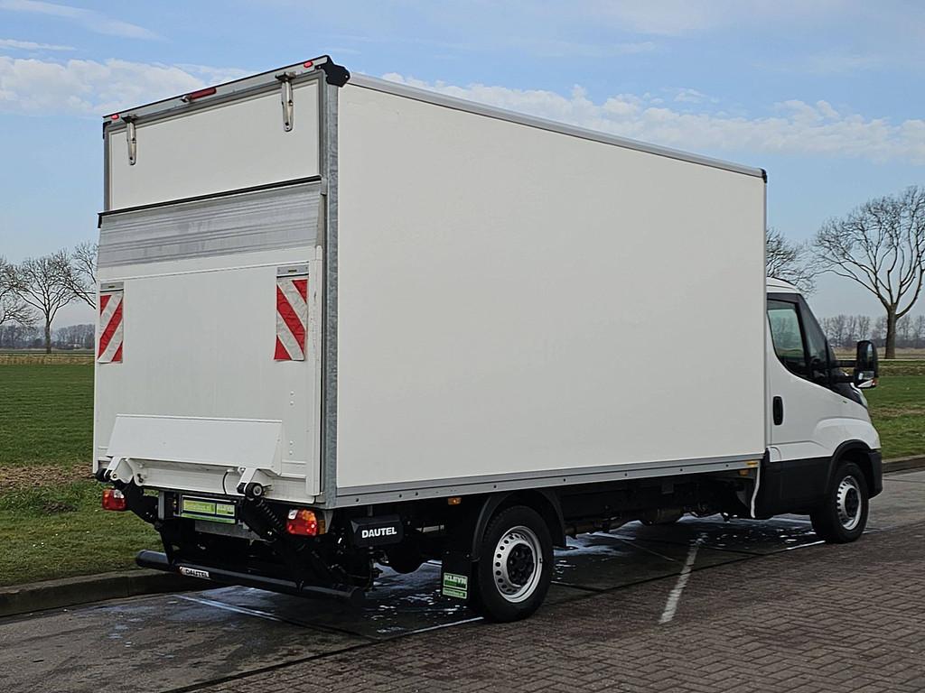 IVECO DAILY 35S14       bakwagen laadklep!, Automaat, 136 pk, Gebruikt, Euro 6