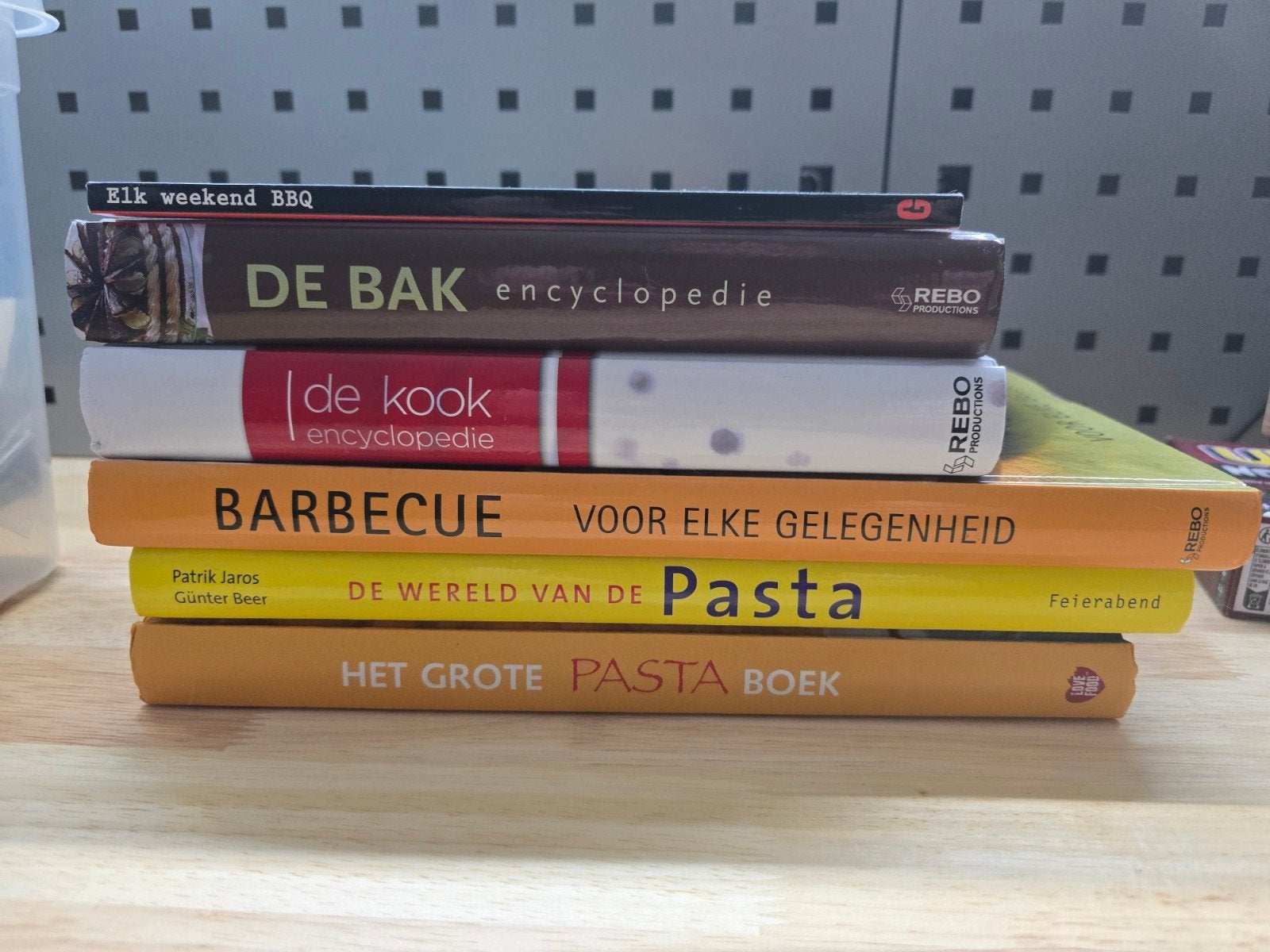 Diverse collectie kook- en bakboeken, Ophalen of Verzenden, Gelezen, Europa, Hoofdgerechten