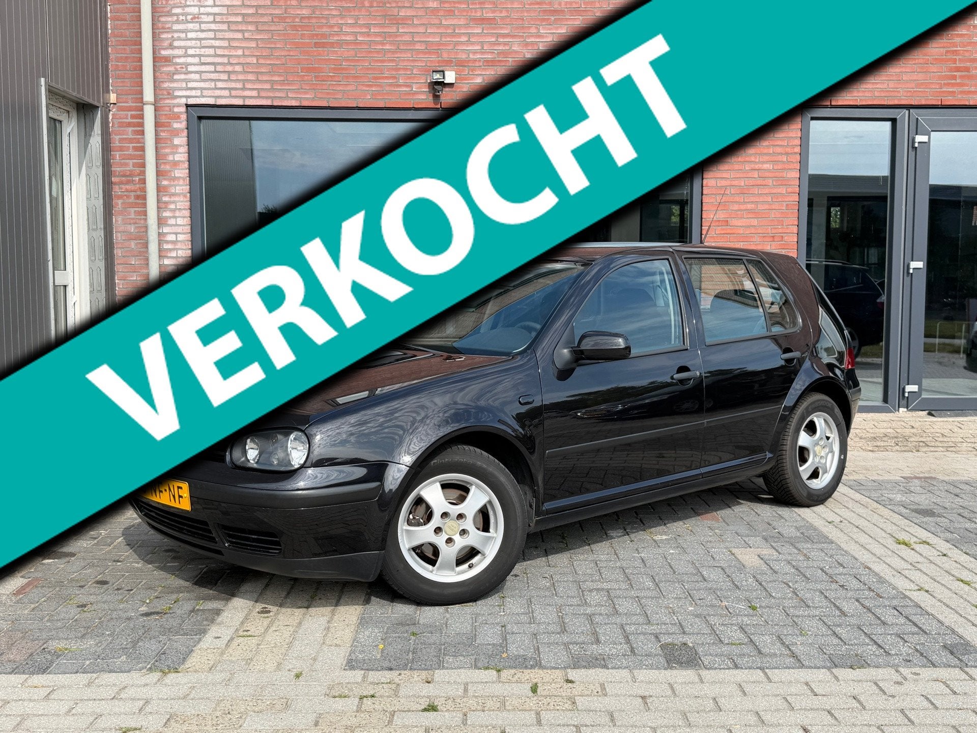 Volkswagen Golf 2.0 | NWE APK | DB V.V. | JBL | Cruise | Net, Stof, Gebruikt, Zwart, 4 cilinders