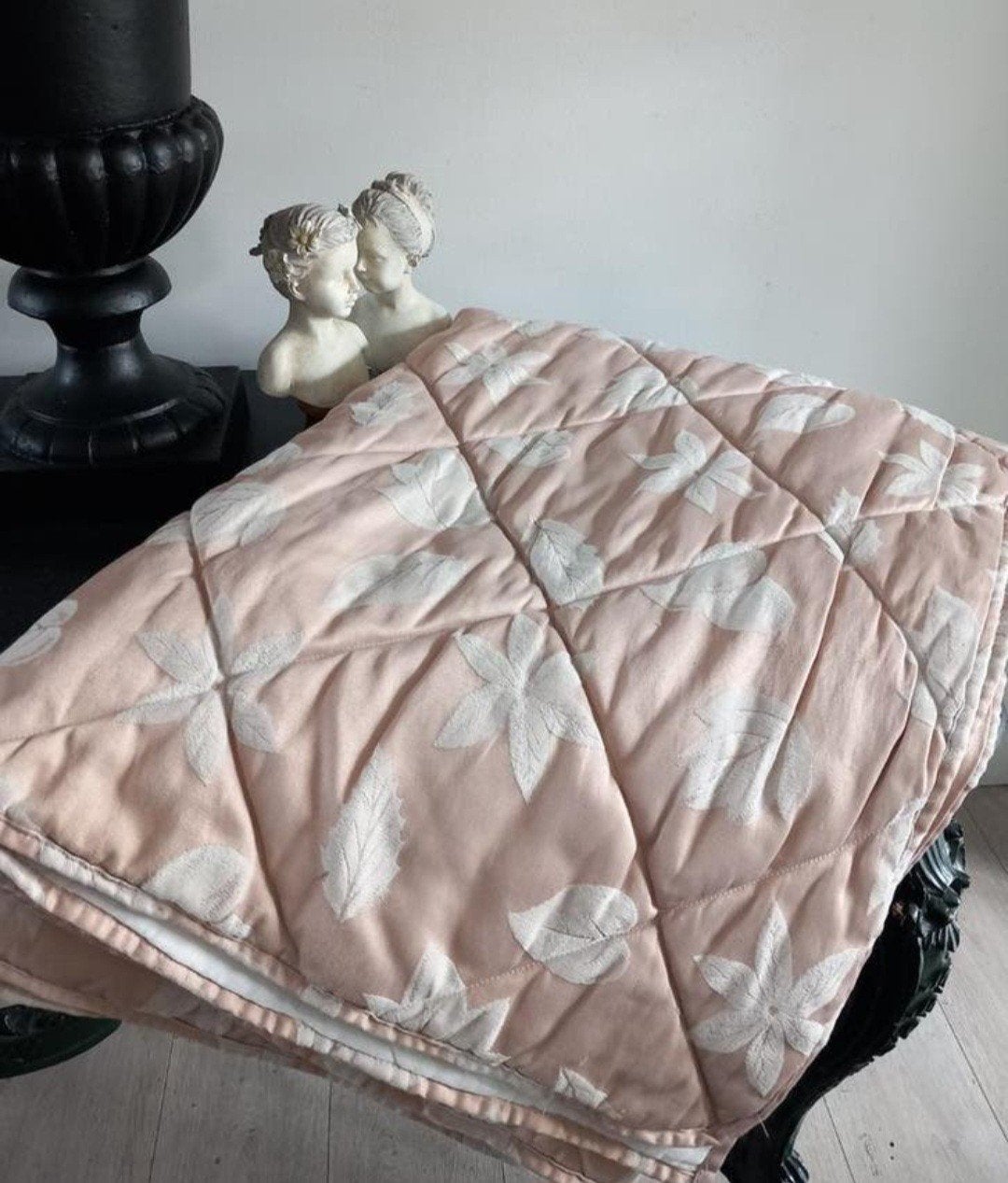Fraai Grandfoulard sprei creme, Huis en Inrichting, Wit, Overige typen, Tweepersoons, Ophalen of Verzenden
