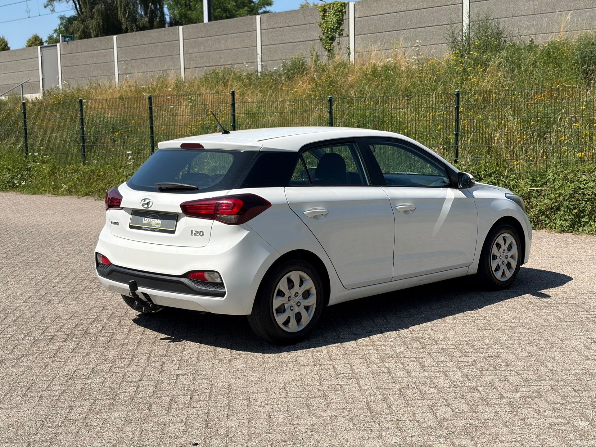 Hyundai I20 1.0 T-GDI Comfort AUTOMAAT I TREKHAAK I BLUETOOT, 101 pk, Gebruikt, Origineel Nederlands, Bedrijf