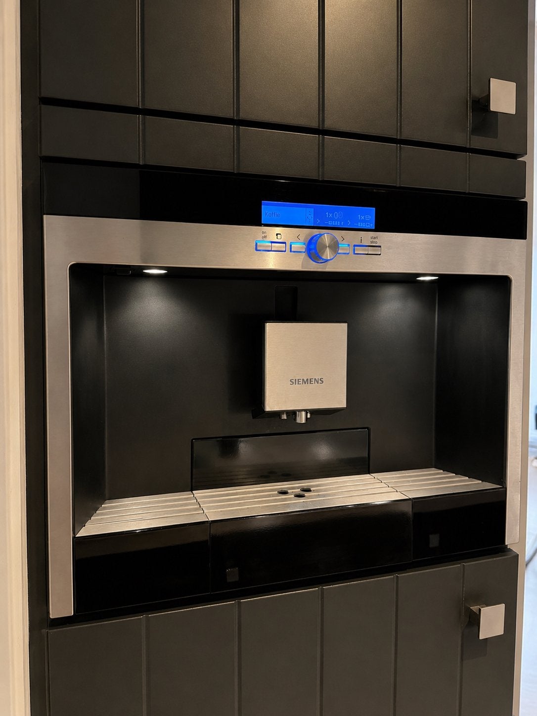 Siemens Inbouw Koffiemachine EQ7 | Volautomaat, Witgoed en Apparatuur, Koffiezetapparaten, Gebruikt, Koffiebonen, Koffiemachine