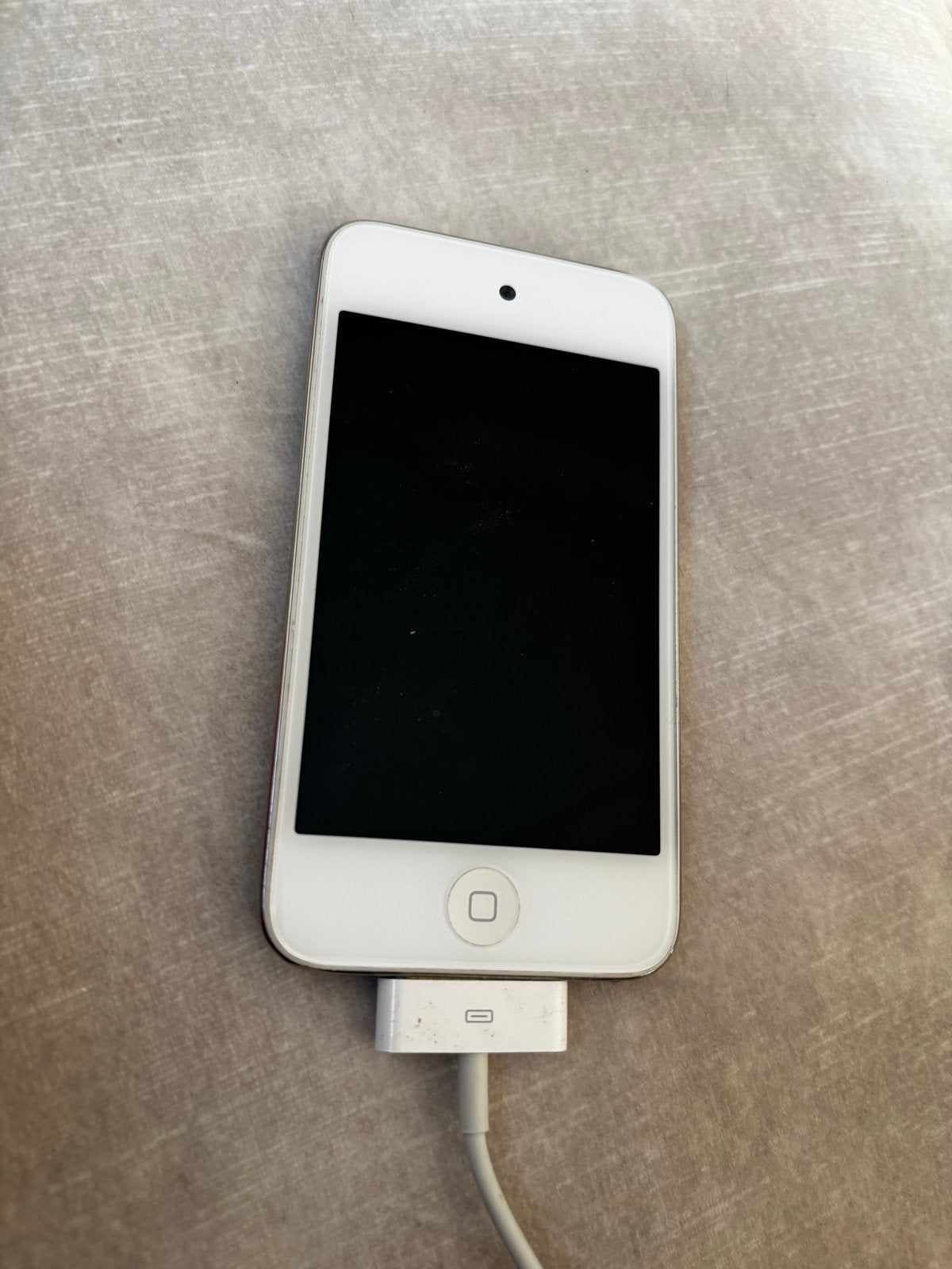 iPod Touch A1367 EMC 2407 met adapter, Ophalen, Gebruikt, Touch, 20 tot 40 GB